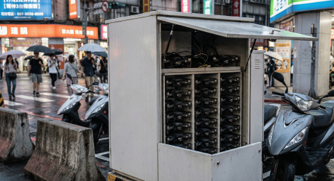 如果有一天台海開打，第一個爆炸的，可能不是你想的那個地方